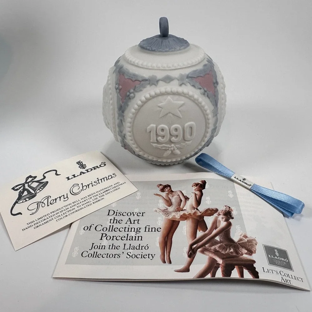 VTG Lladro 1990 Christmas Ornament 5730 Bola Navidad Mate Porcelain Santa w/ Box